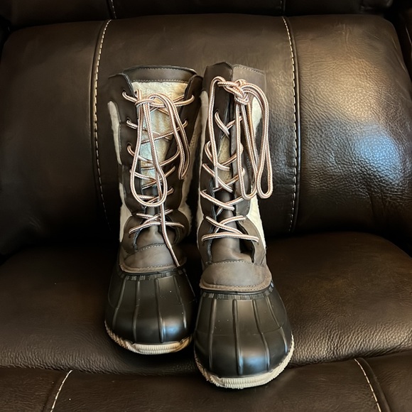 Tall duck boots - Picture 2 of 5